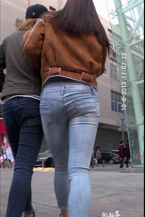 [街拍客视频]jx0171 牛仔紧身七分裤漂亮美眉